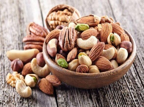 المكسرات المفيدة للفاعلية